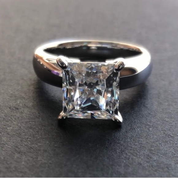 Epiphany 2 carat princess cut diamonique ring - Picture 4 of 5